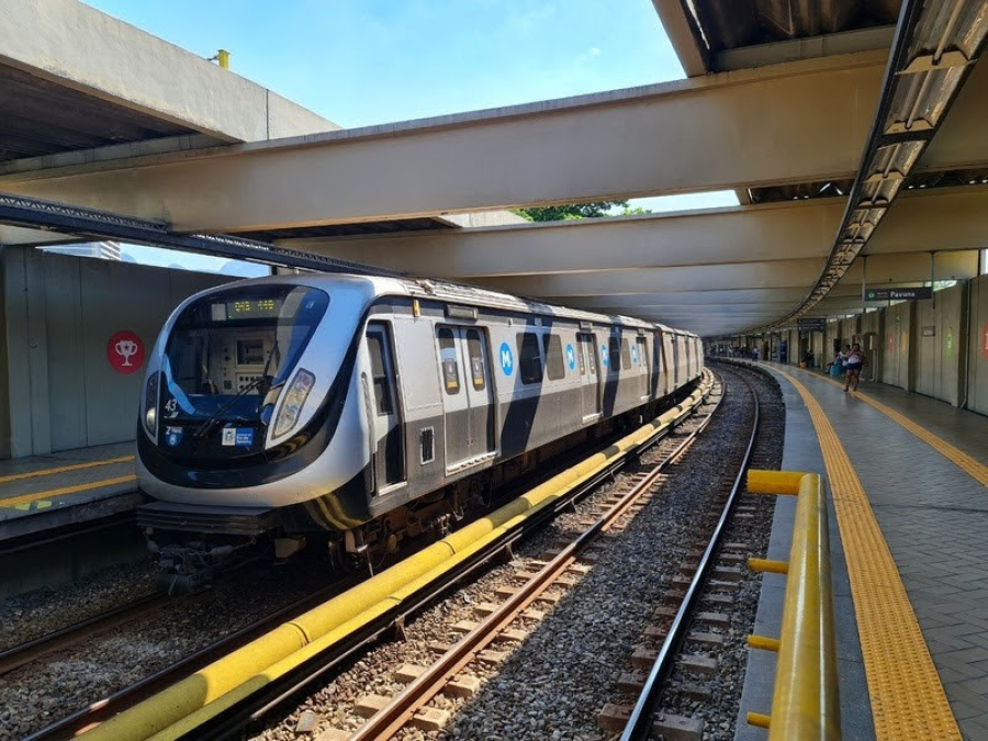 Esquema de funcionamento do MetrôRio para jogo entre Fluminense e Flamengo nesta quarta-feira